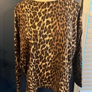 🧡Banana Republic Leopard Print Sweatshirt🧡